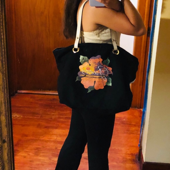 Guess Bedazzled Tropical Hawaii Tote PurseEveryday - Picture 6 of 8